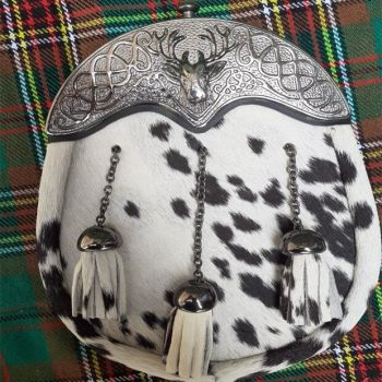 Full Dress Seal Skin Cantle Enamel Sporran