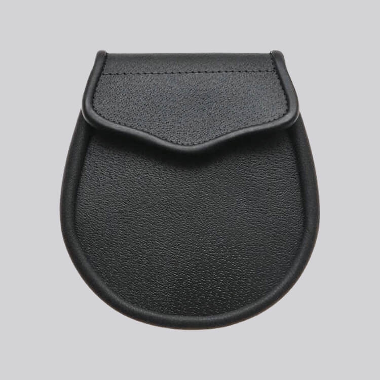 Basic Design Black Leather Sporran