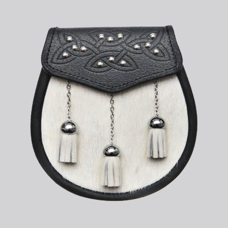 Natural Calfskin Stud Sporran